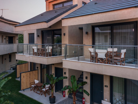 Maraboo Suites