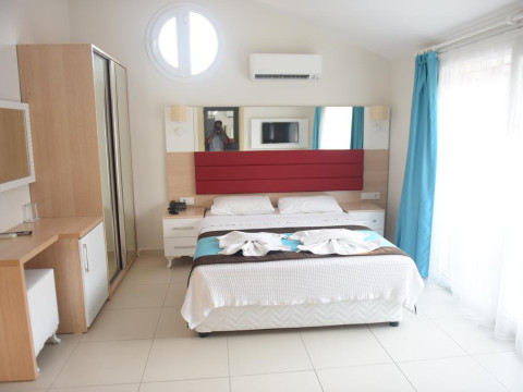 MARCAN BEACH HOTEL