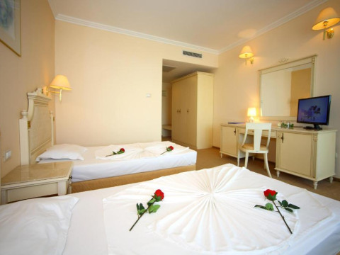 Marina Beach Hotel