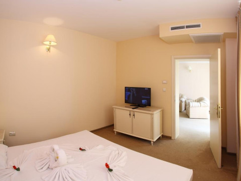 MARINA BEACH HOTEL