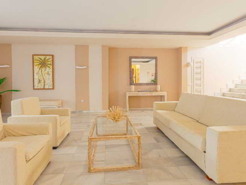Marina Palace