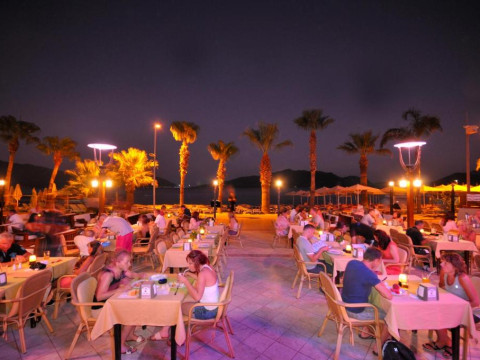 MARIS BEACH