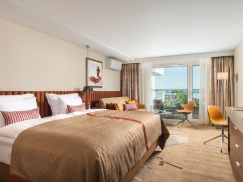 MARITIM HOTEL AMELIA
