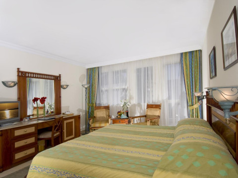 MARITIM JOLIE VILLE RESORT & CASINO_