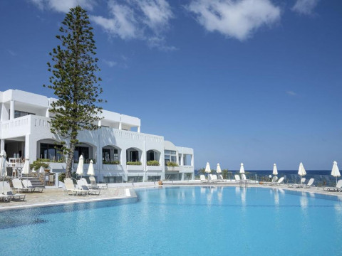 Hotel Maritimo Beach