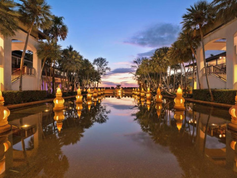 Marriott's Phuket Beach Club