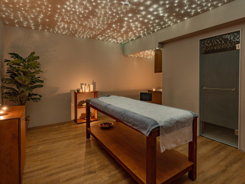 MINOS HOTEL