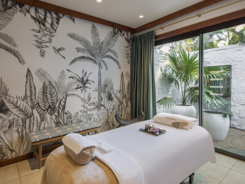 Royal Palm Beachcomber Luxury