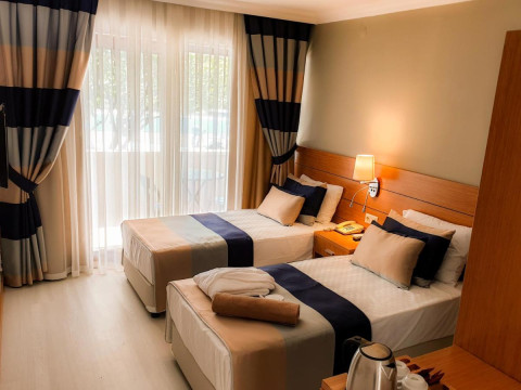 MASTER FAMILY CLUB HOTEL