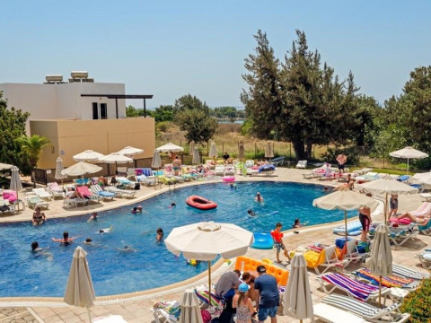 MATINA PEFKOS APARTHOTEL