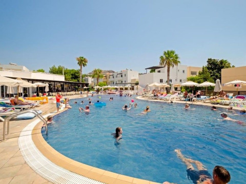 MATINA PEFKOS APARTHOTEL