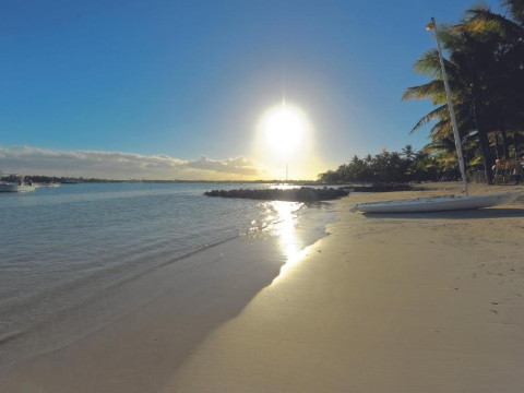 Mauricia Beachcomber Resort and Spa