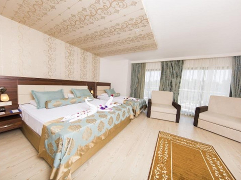 MAYA WORLD PARK BELEK