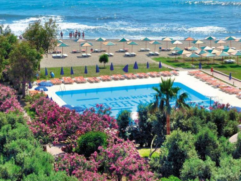 MC MAHBERI BEACH HOTEL