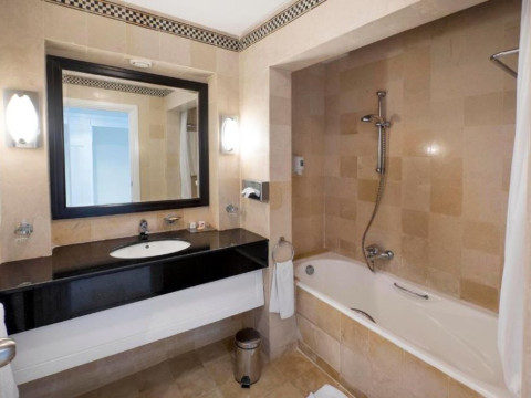MEDINA SOLARIA & THALASSO