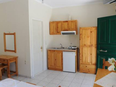 MEDITERRANEO STUDIO