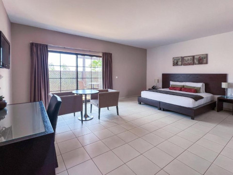 Melia Tortuga Beach Resort