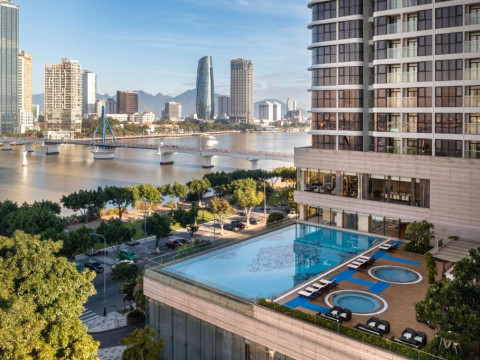 Melia Vinpearl Danang Riverfront