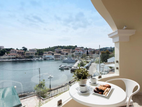 Melina Bay Boutique Hotel