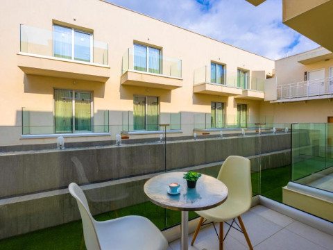 Melpo Antia Hotel & Suites