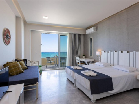 MELTEMI COAST SUITES