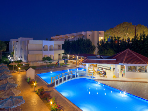 MEMPHIS BEACH HOTEL