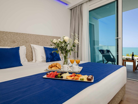 Mer Bleu Beach Hotel