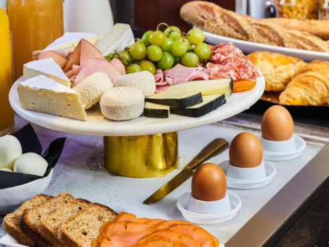 Mercure Paris Tour Eiffel Pont Mirabeau