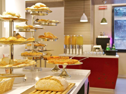 Mercure Roma Centro Colosseo