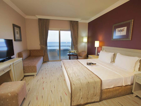 MERIT PARK HOTEL