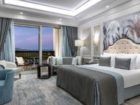 MERIT ROYAL DIAMOND HOTEL  SPA