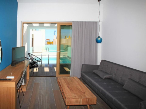 Hotel Meropi