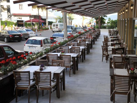 MERT SEASIDE HOTEL