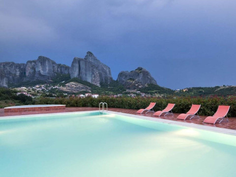 Meteora Hotel
