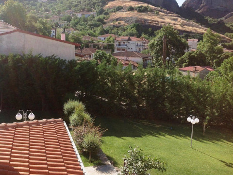 Meteoritis Hotel