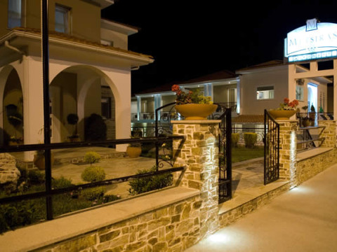 Metsikas Residence