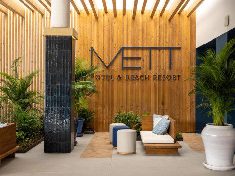 METT Marbella Estepona Resort