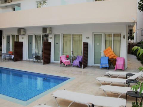 Mimosa Suites