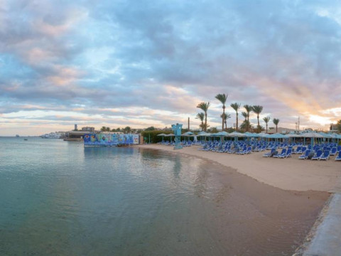 MINAMARK BEACH RESORT