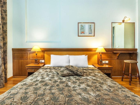 Minerva Premier Hotel