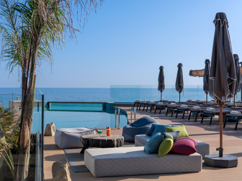 MINOS AMBASSADOR ALL SUITES & SPA Adults only 16+