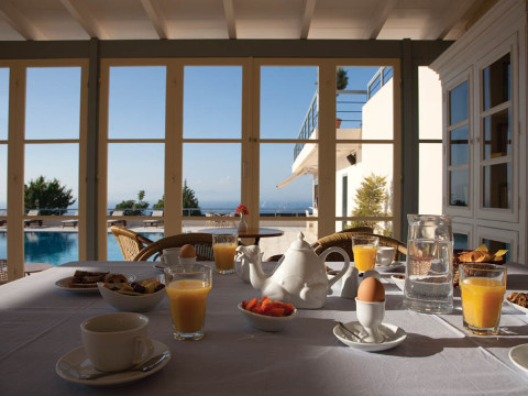Mira Resort