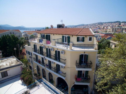Mirabel City Center Hotel