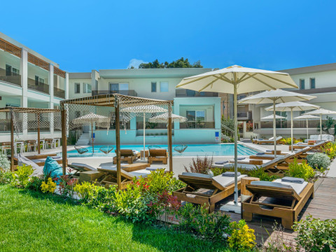 Mirablue Luxury Residences