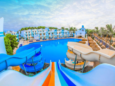 MIRAGE BAY RESORT & AQUAPARK
