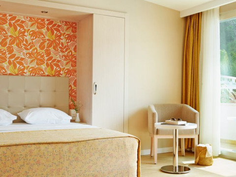 Hotel Mirage World
