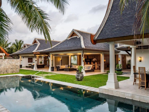 Miskawaan Beachfront Villas