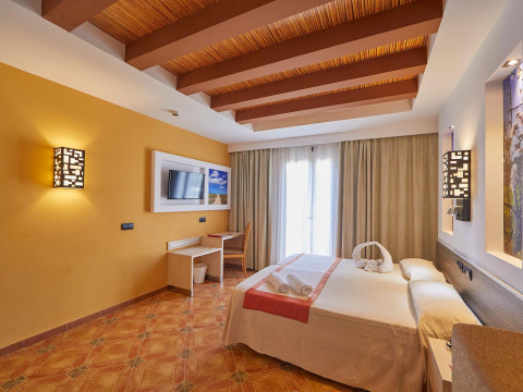 MLL Palma Bay Club Resort