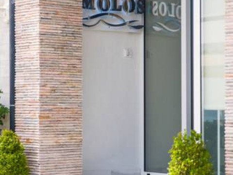 MOLOS HOUSE
