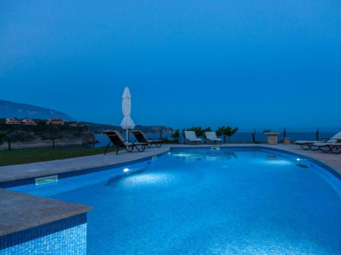 Monambeles Villas